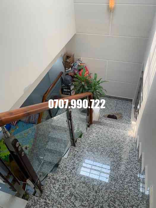 bán nhà hẻm 2056 huỳnh tấn phát