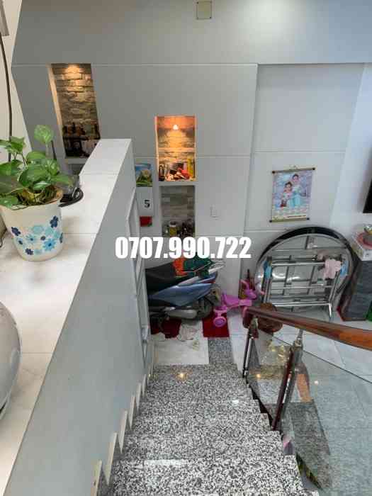 bán nhà hẻm 2056 huỳnh tấn phát