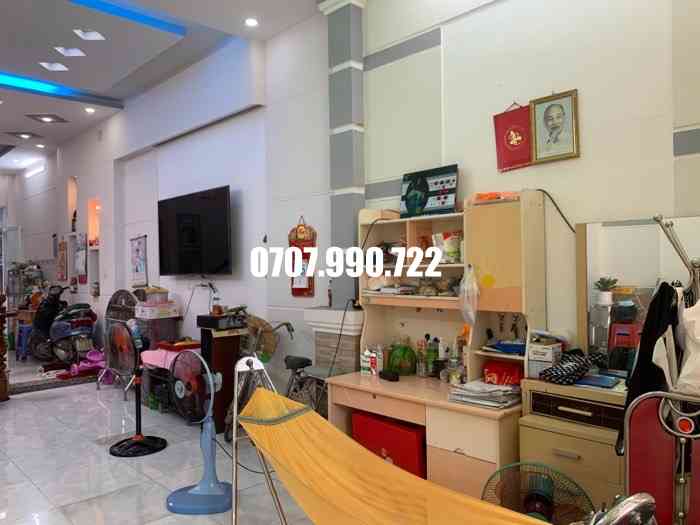 bán nhà hẻm 2056 huỳnh tấn phát
