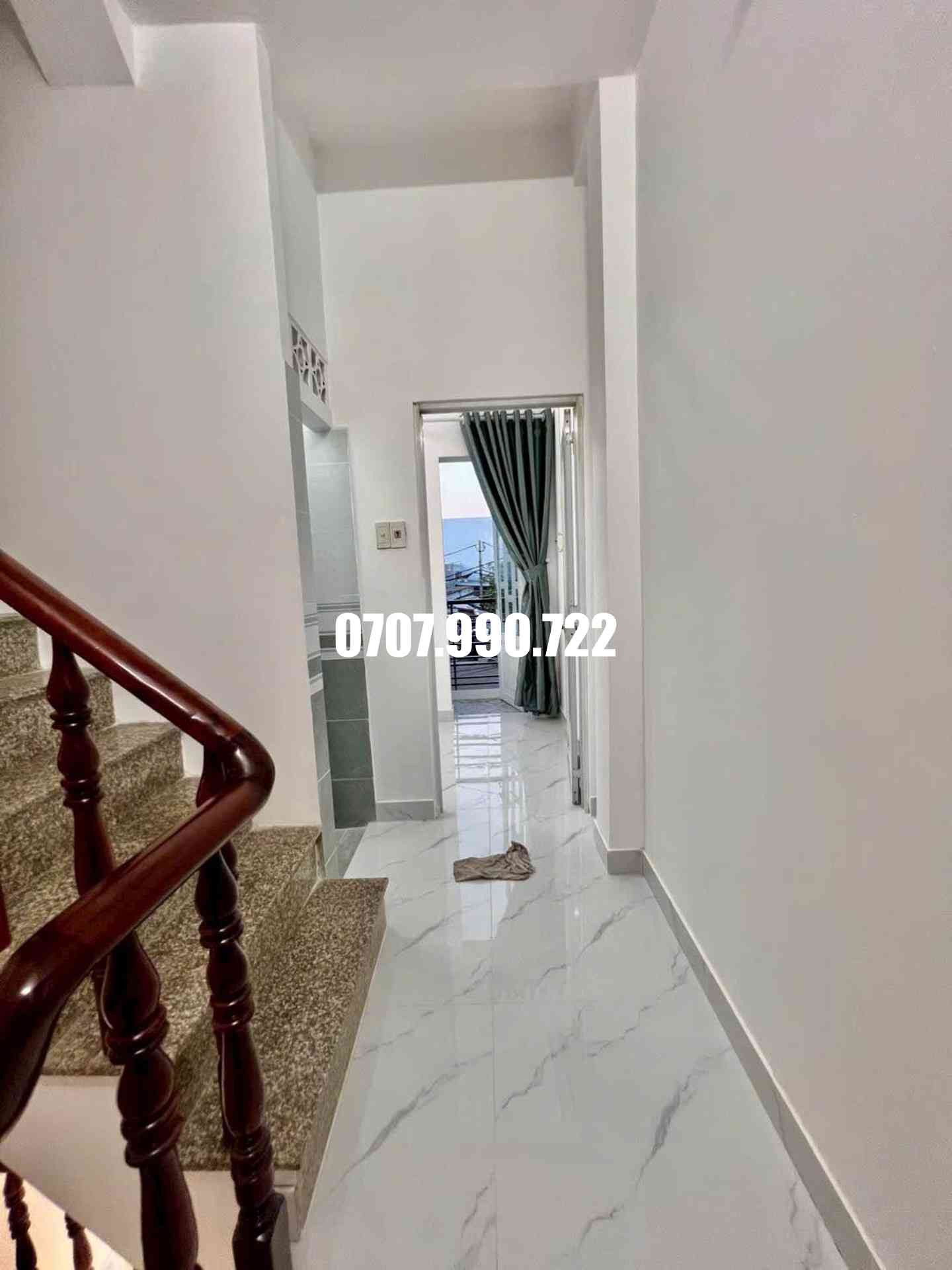 bán nhà hẻm 2129 huỳnh tấn phát