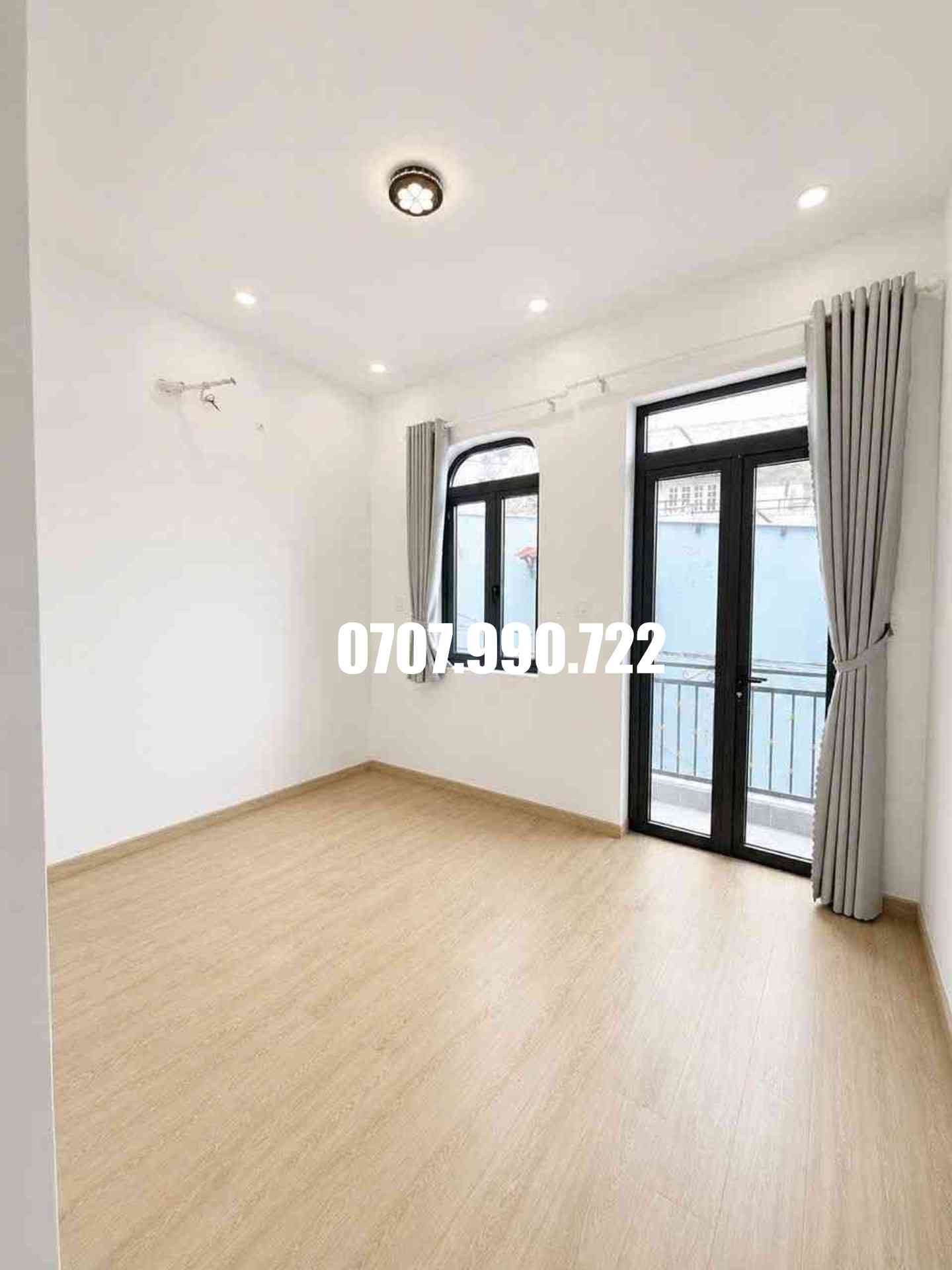 bán nhà hẻm 2174 huỳnh tấn phát